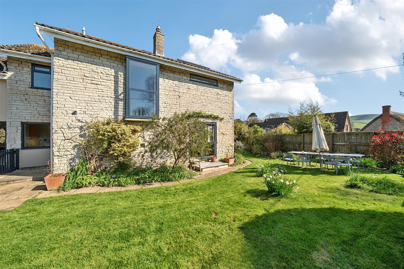 Property Image 7e3b4dba-c2d3-405c-8a27-325fbe492a94