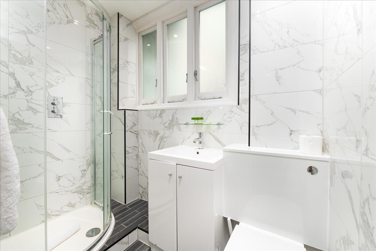 Property Image 7e47fc85-a53f-44e4-bcef-889549e2ed35