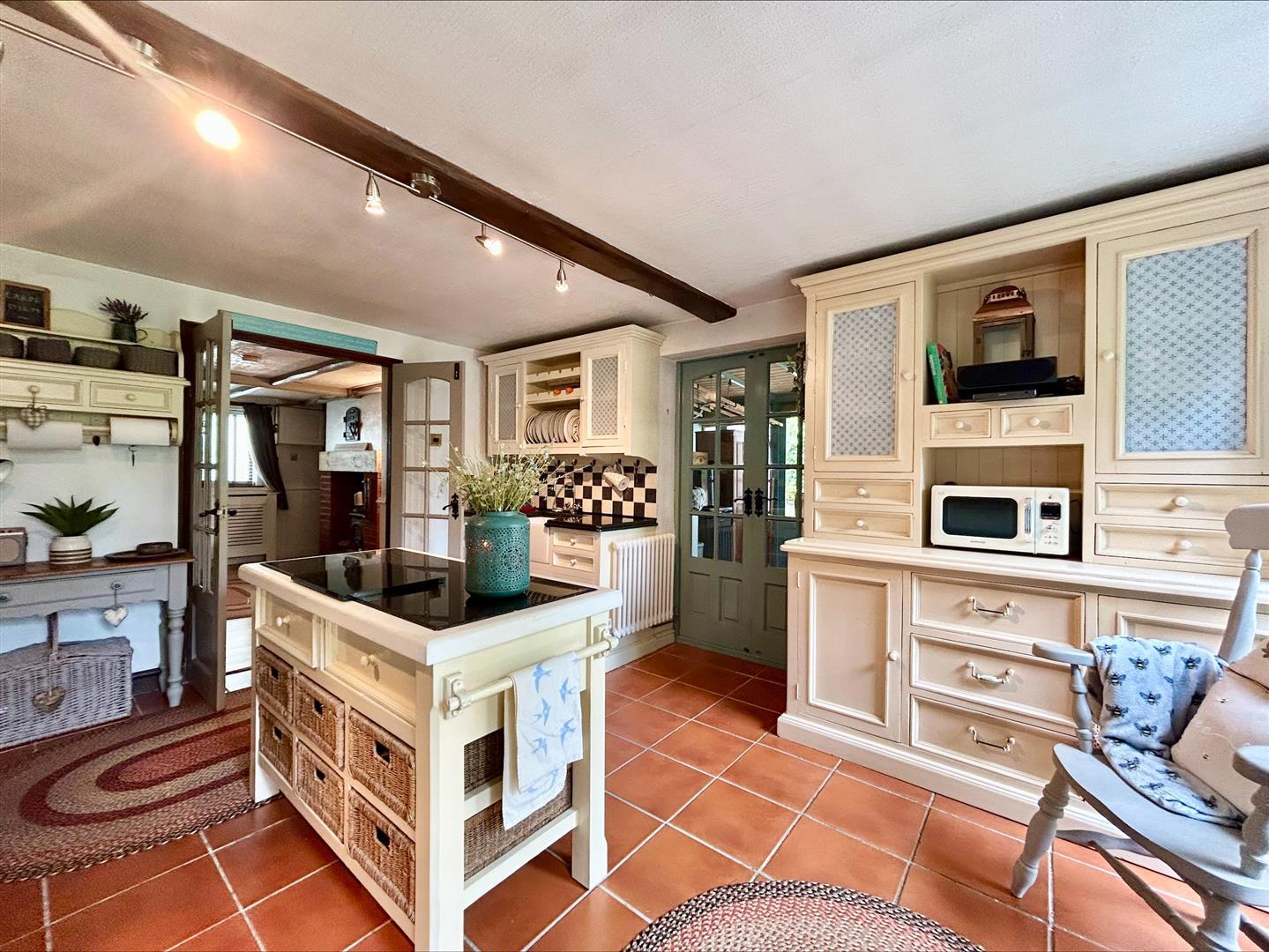 Property Image 7e4c5532-d95f-40ee-b963-0db0364bc687
