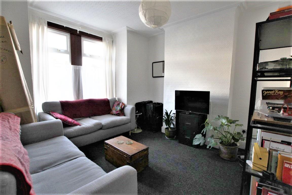 Property Image 7e5387b0-70b3-406e-ac53-7776171a97e0