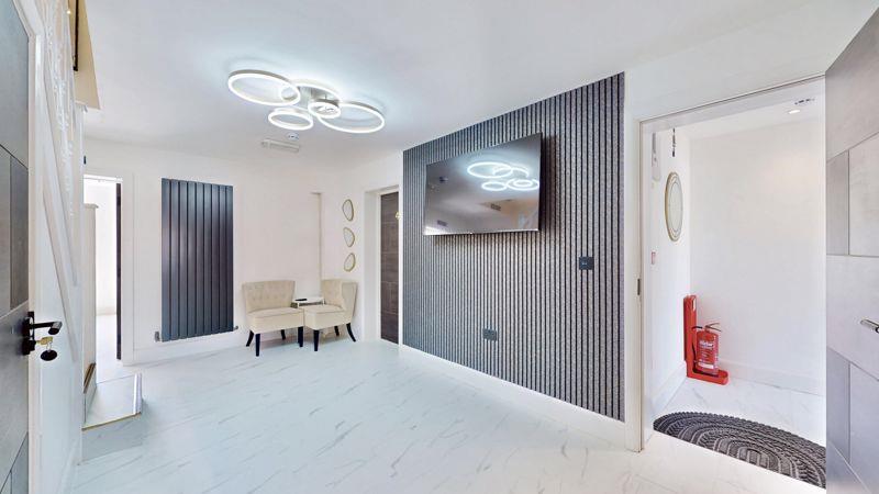 Property Image 7e54e2fb-0db8-4e75-be03-98a41f6dc4d2