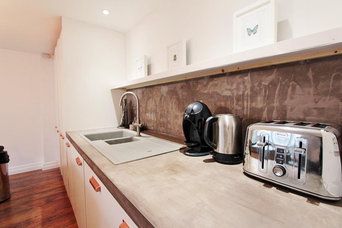 Property Image 7e62f009-4091-448e-8a05-97bb974d2078