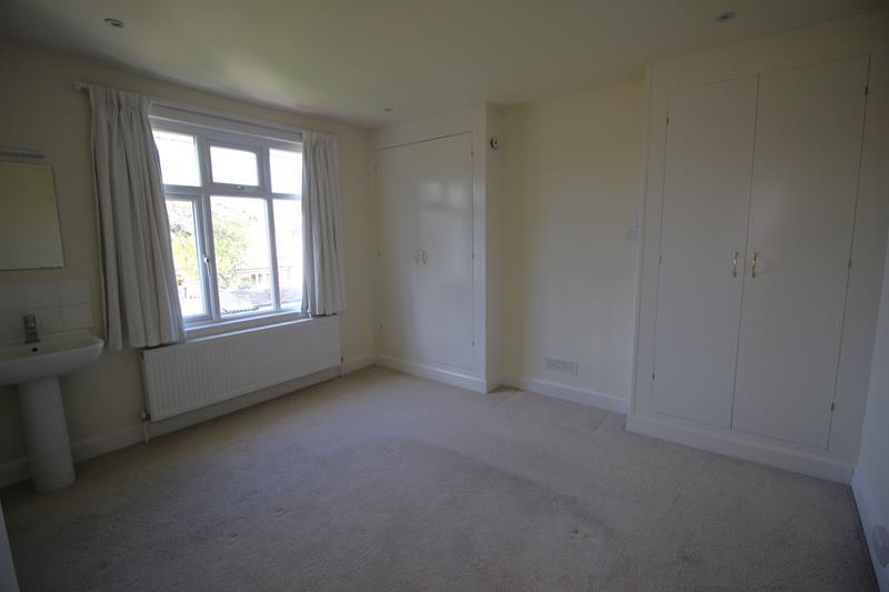 Property Image 7e6c54f4-d15c-442a-9c83-f4000d2a38bd