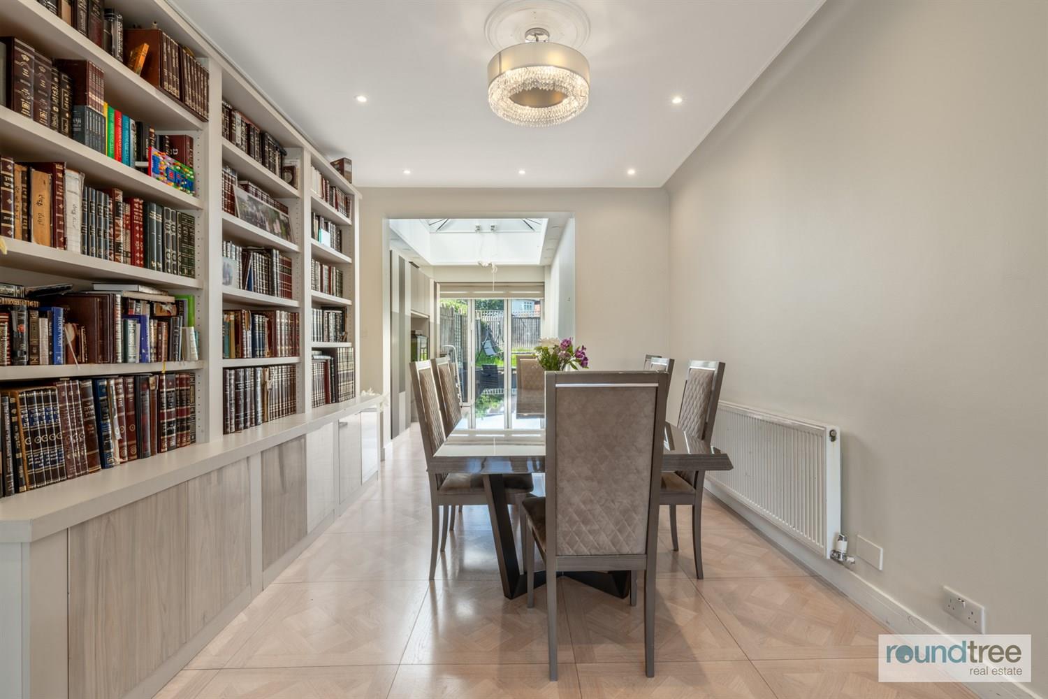 Property Image 7e9e0cfe-b168-4c15-963c-93b14942522a