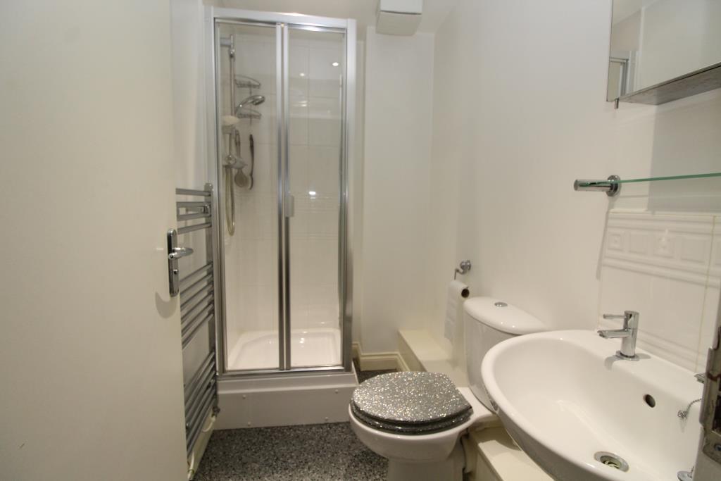 Property Image 7ea0cf49-b1a9-42e2-8d9d-7e3f348239d6