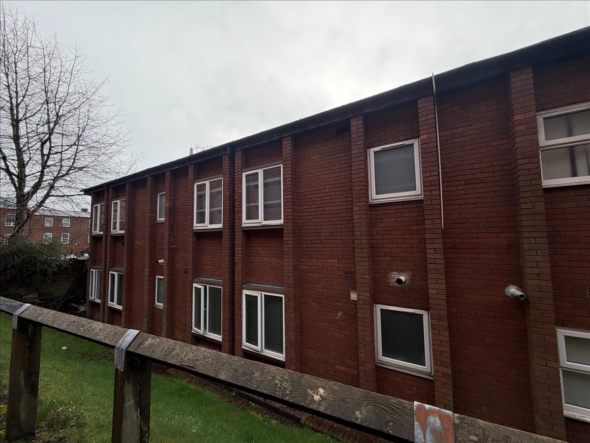 Property Image 7eb6b8a6-6eb0-45da-a366-f9d69375833f