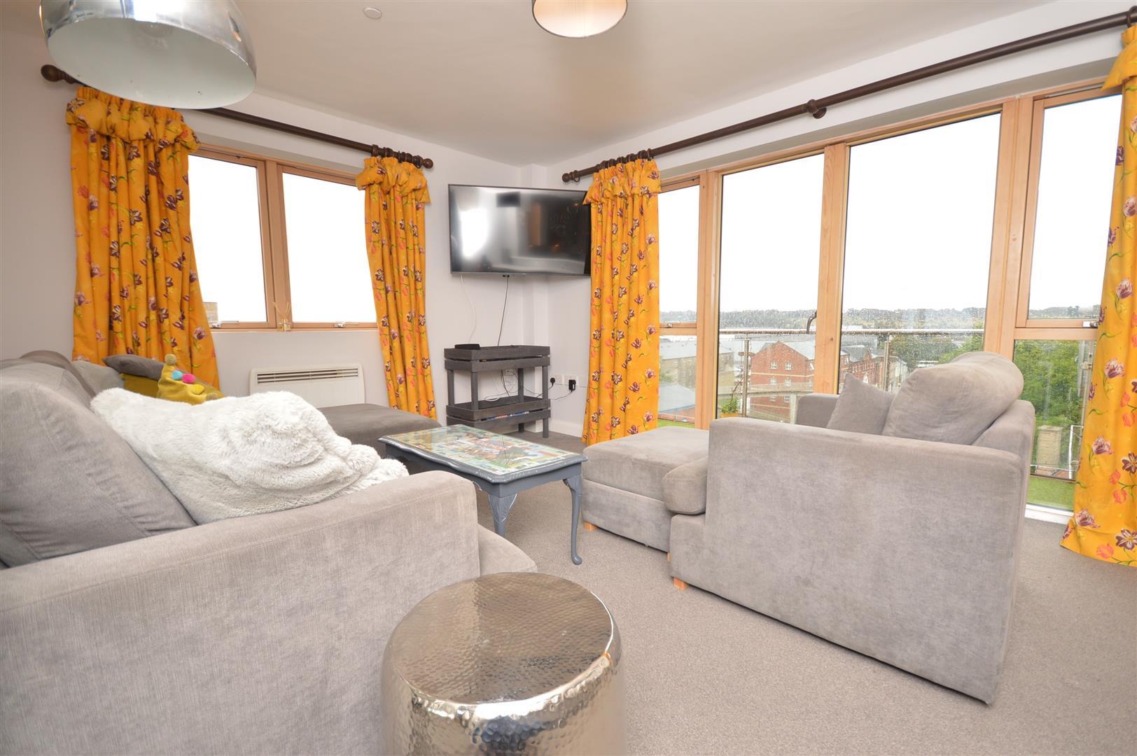 Property Image 7ecead39-9035-4c37-98f3-e3f4ca3c823f