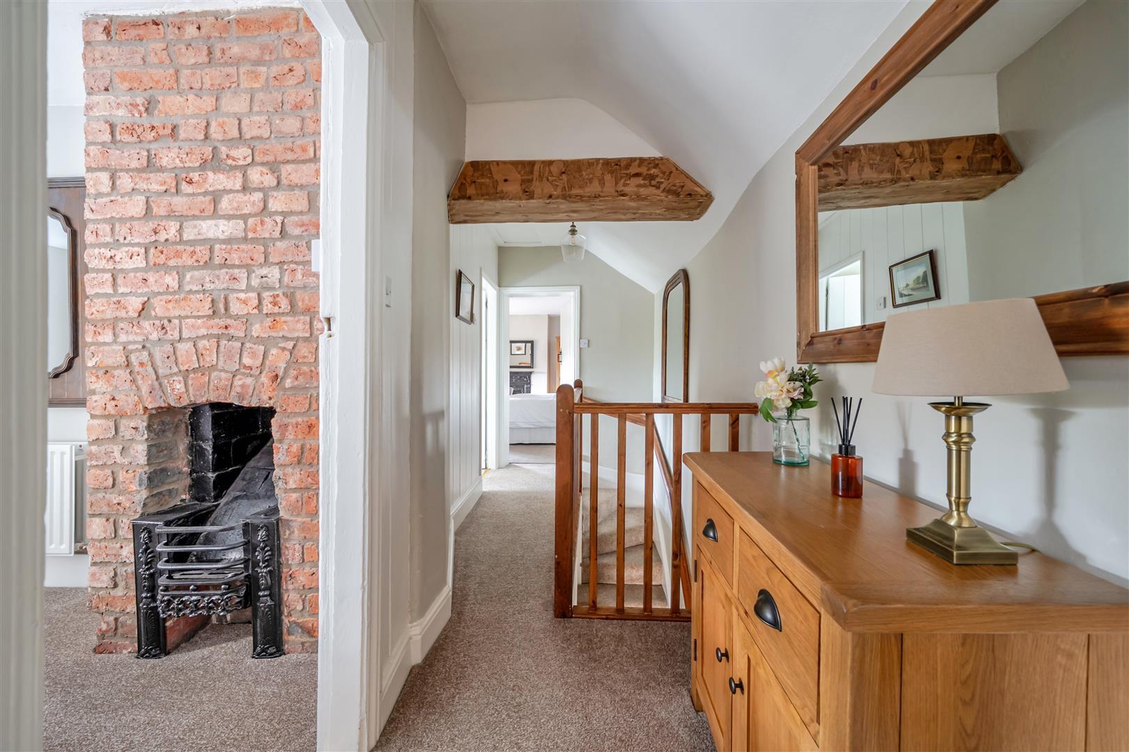 Property Image 7ee8789b-917a-433f-b6eb-b8e6c6b0796e