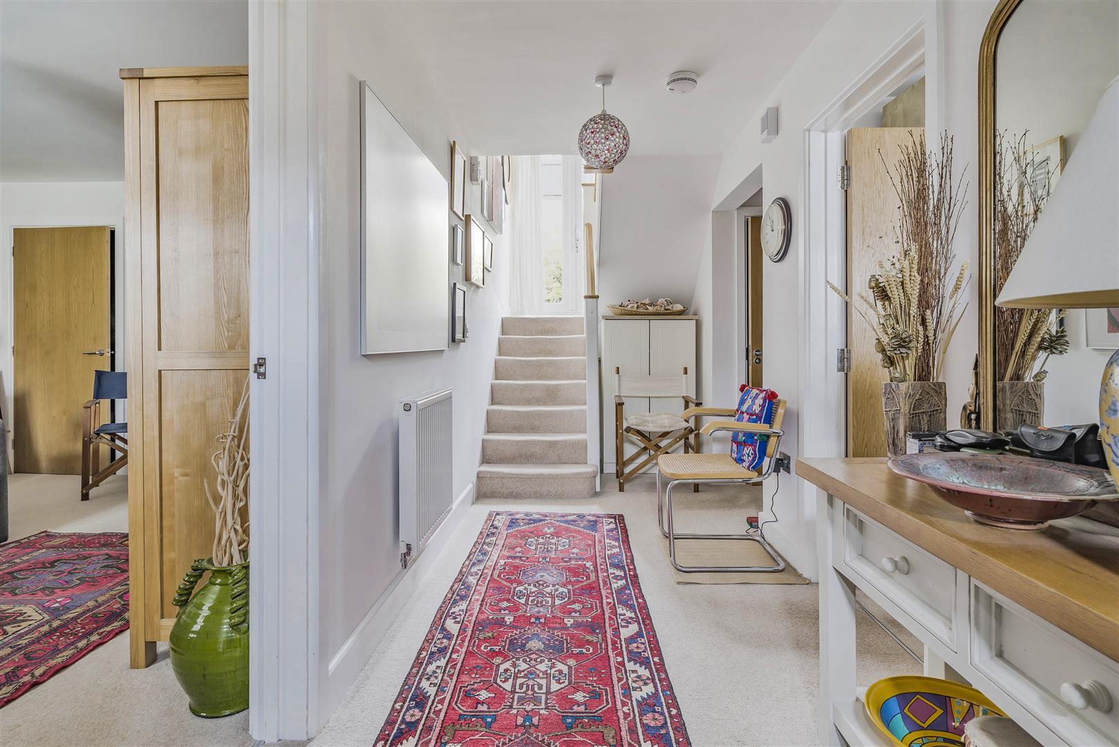 Property Image 7eec5f99-cdaf-440a-8d23-5daf10b2c8cd