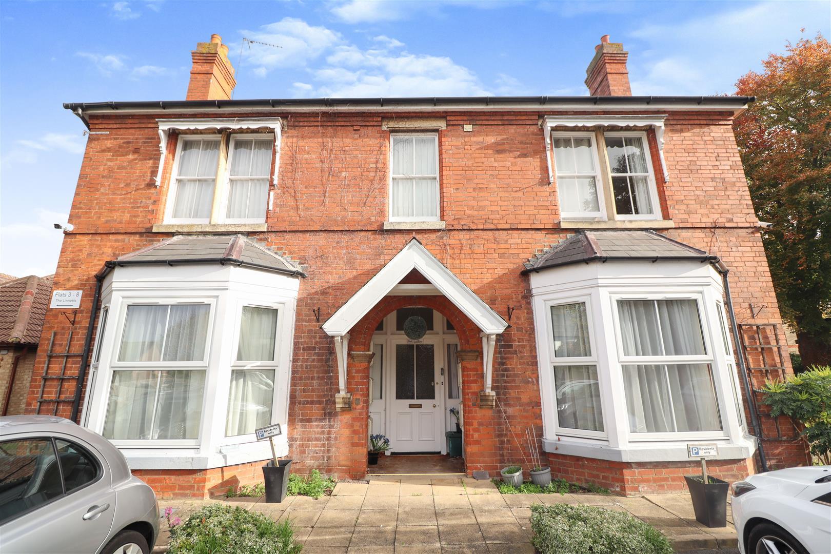 Property Image 7eee69f2-a4fc-4d8a-bcfa-f454157943e5