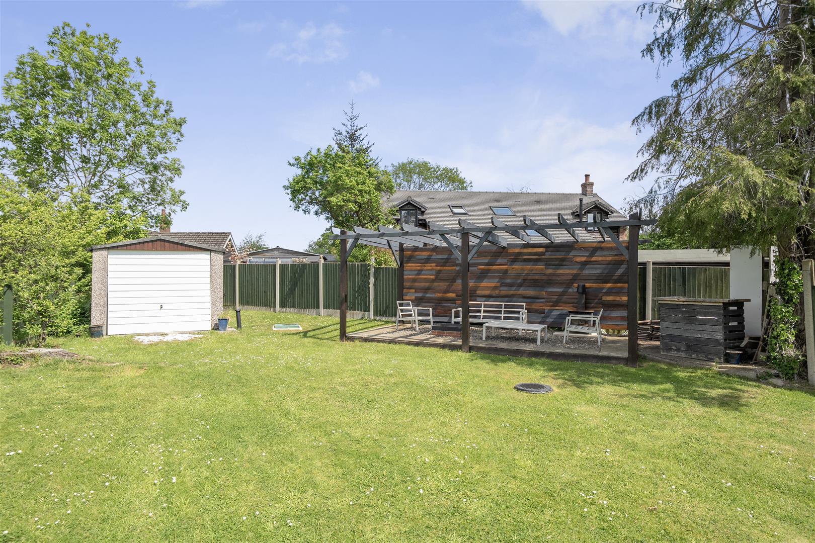 Property Image 7ef9cd19-c463-4b64-87da-4b9e7e97658f