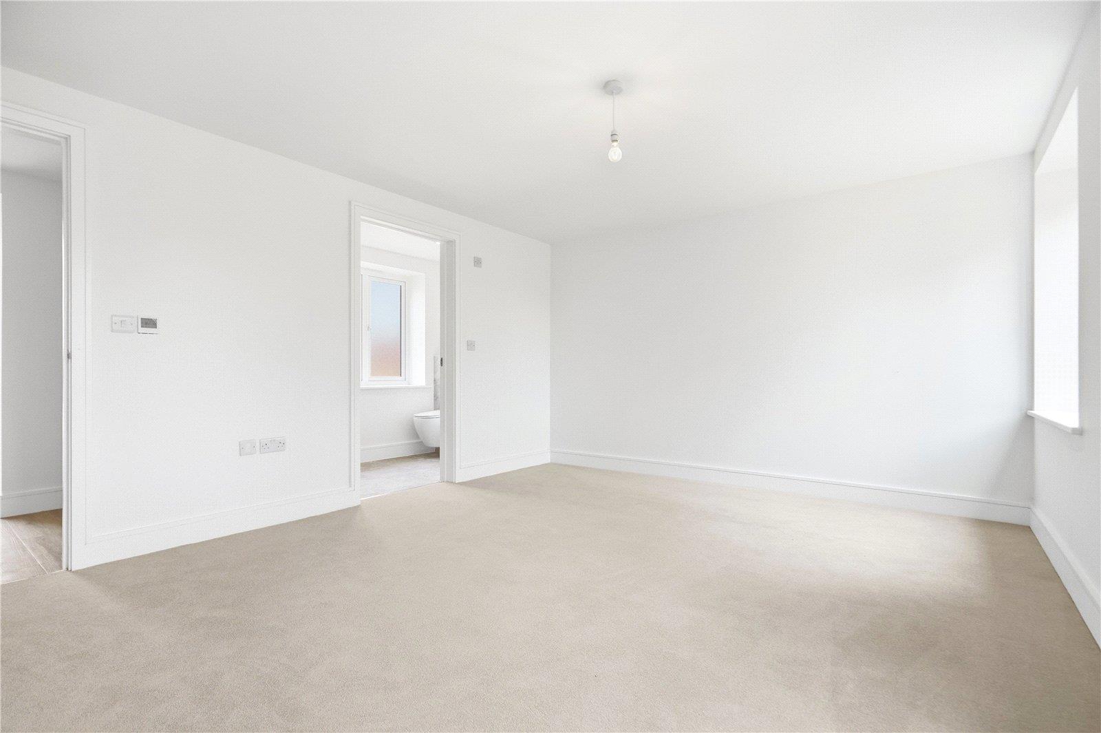 Property Image 7f0d8248-6d5f-457c-94d6-891713d251ec
