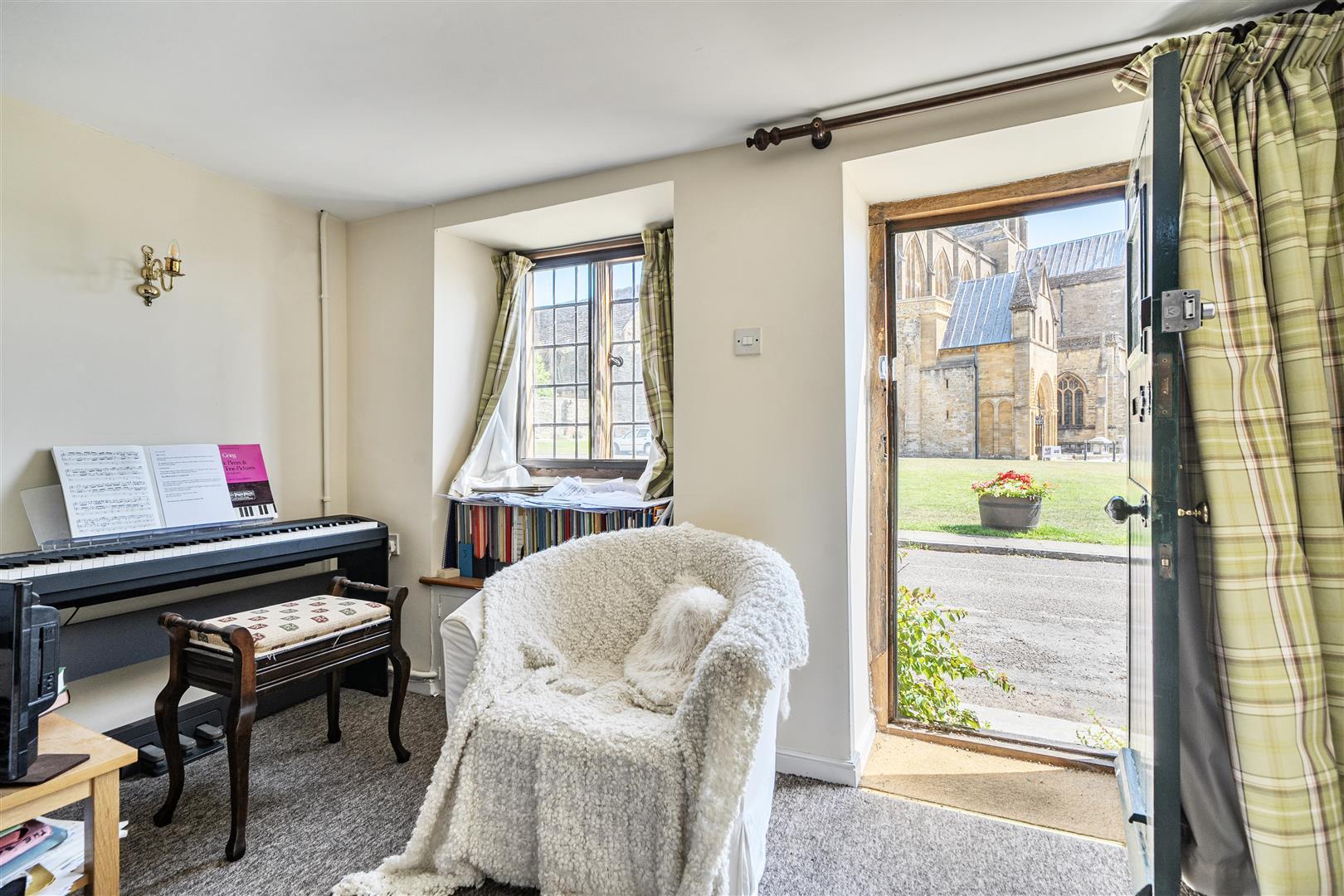 Property Image 7f0f4b1d-97dd-463f-97b9-4baac86cd3e1