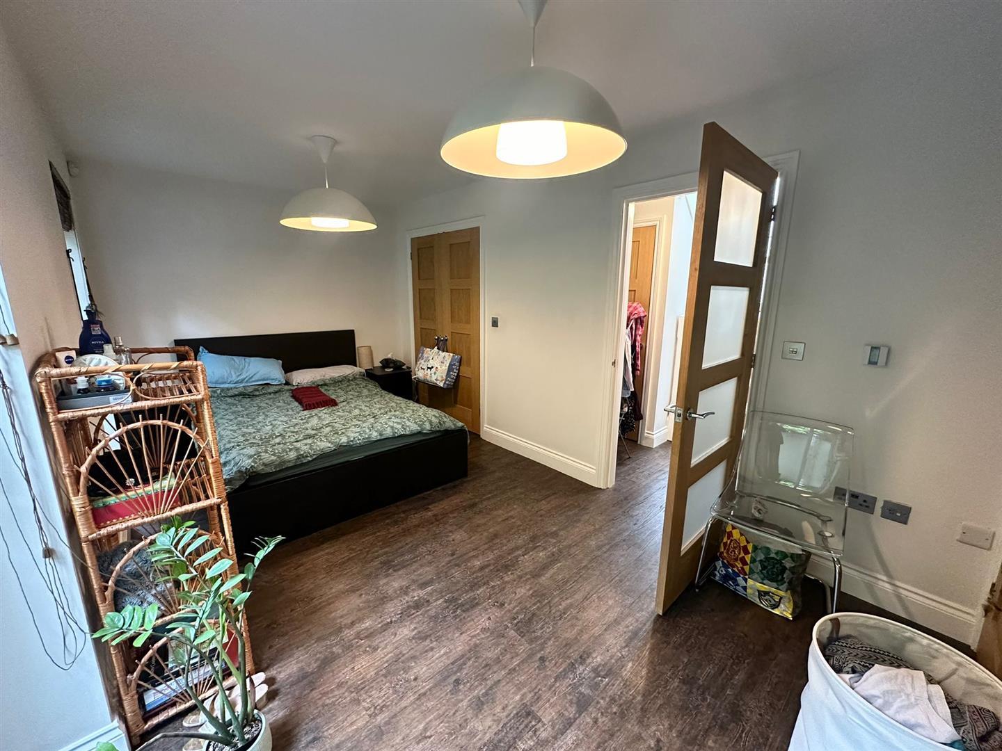 Property Image 7f1efeb2-97dc-4f02-8f04-d70275d15b49