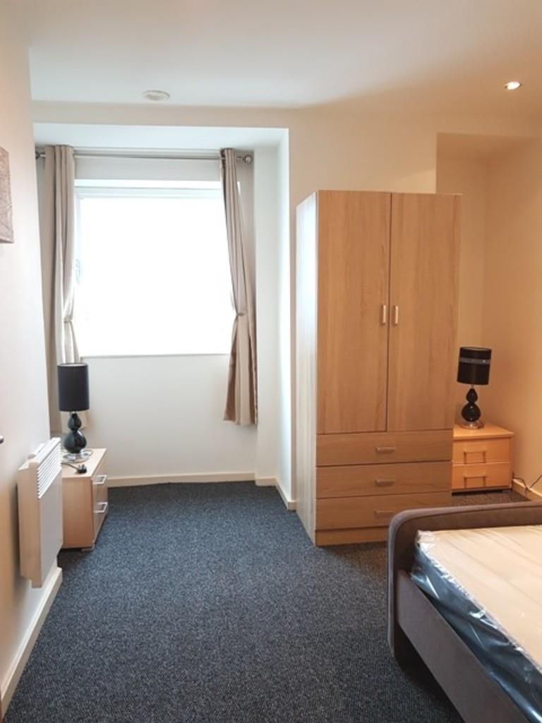 Property Image 7f214675-8160-495f-8e73-3853c2e6564d