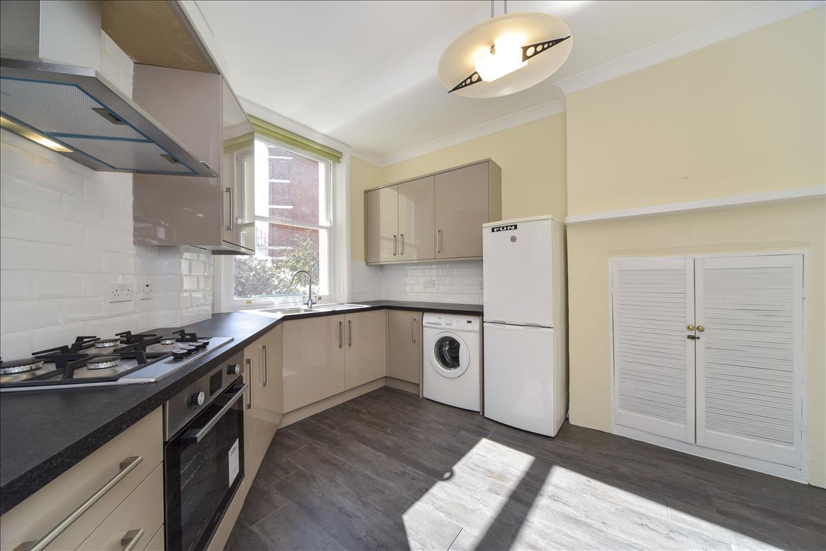 Property Image 7f221416-c0c3-444a-a0b4-2674e36a44a9