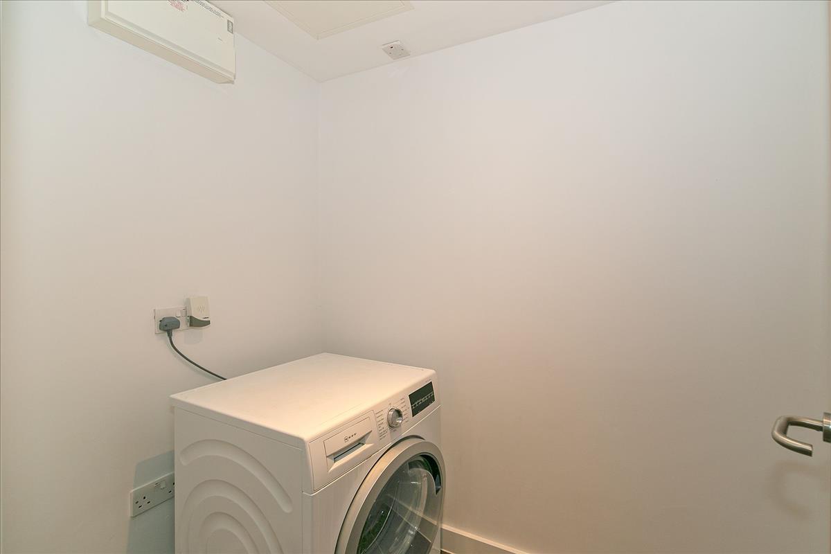 Property Image 7f277158-bb43-4c29-aff7-d2c7eb05a08e
