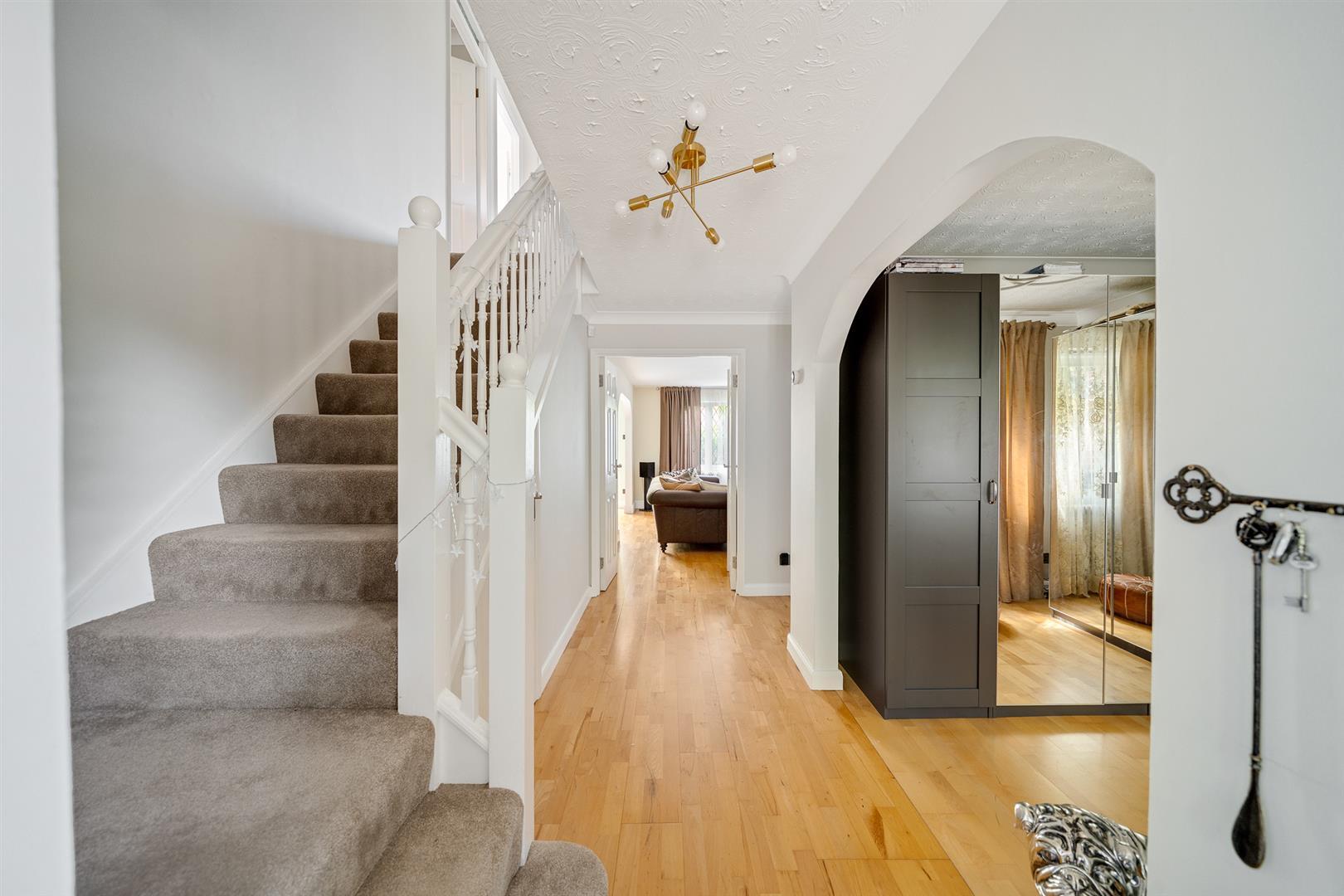 Property Image 7f2b4de9-b8af-46cd-a1aa-2243e54f153e