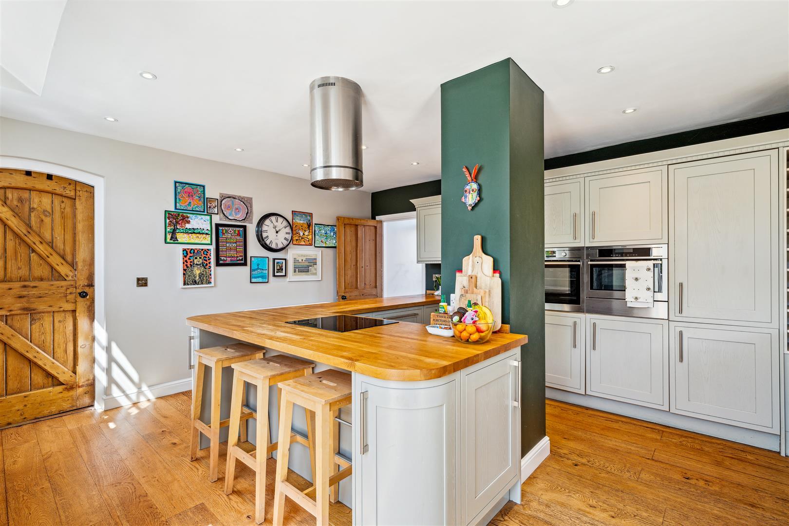 Property Image 7f37894e-1ced-4e0b-a743-3da4a8249b1f