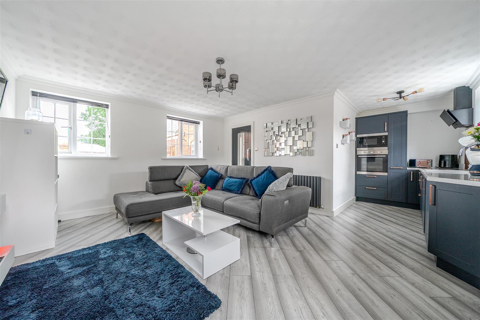 Property Image 7f43a2ca-f53a-467c-8e33-53cb4f52b7e0