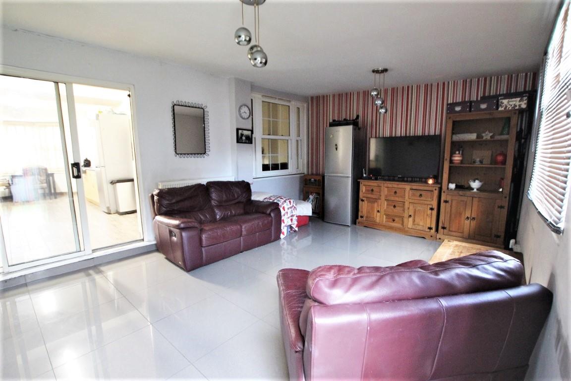 Property Image 7f51faf8-276d-422f-a90a-555aeb479429