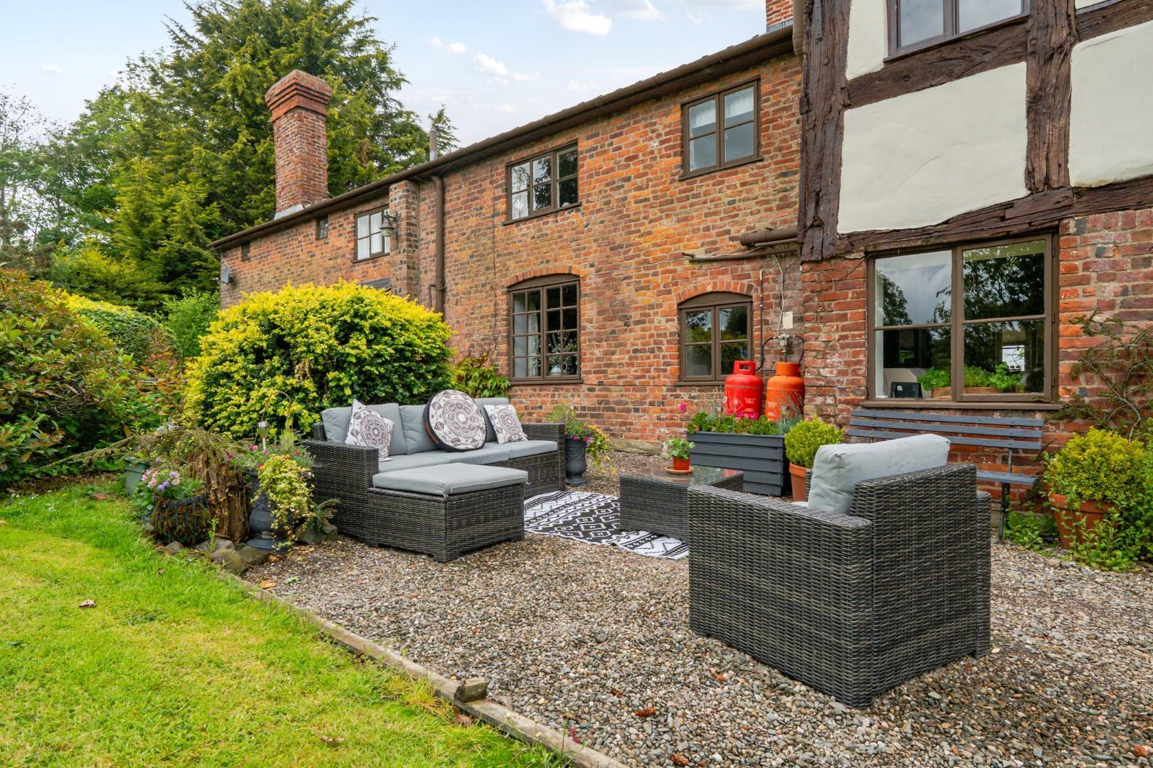 Property Image 7f6433e5-b21e-4365-948c-44b8897112ff