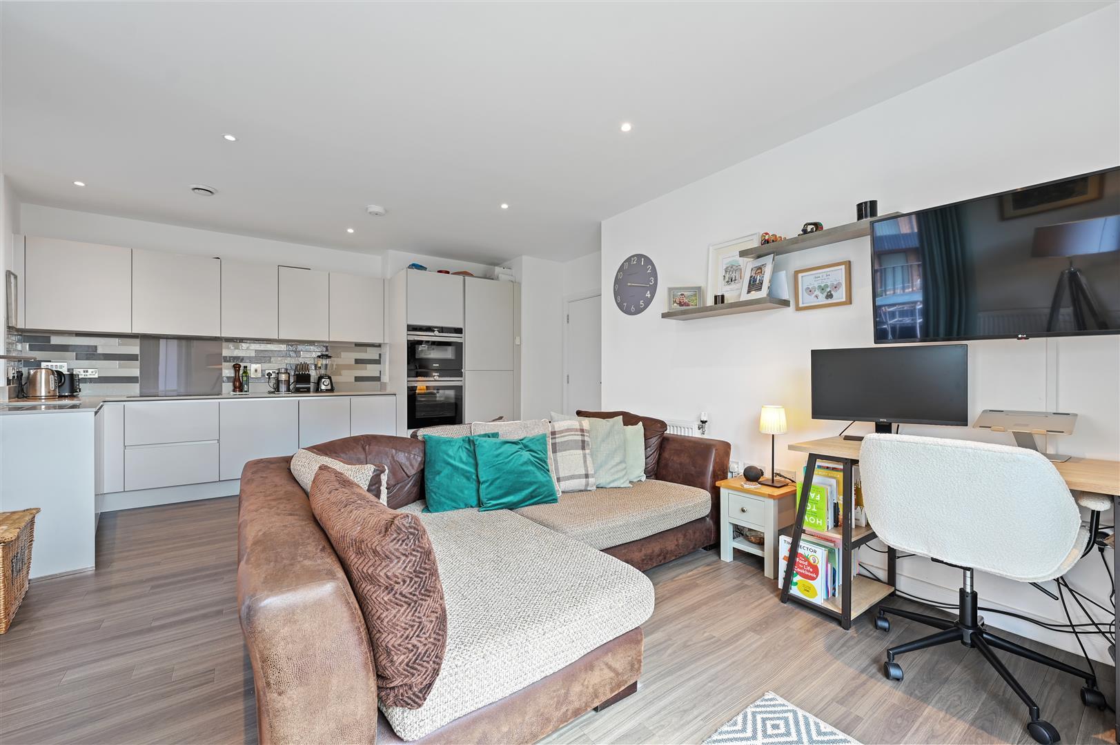 Property Image 7f68cd30-9389-46ed-8c09-47237460263f