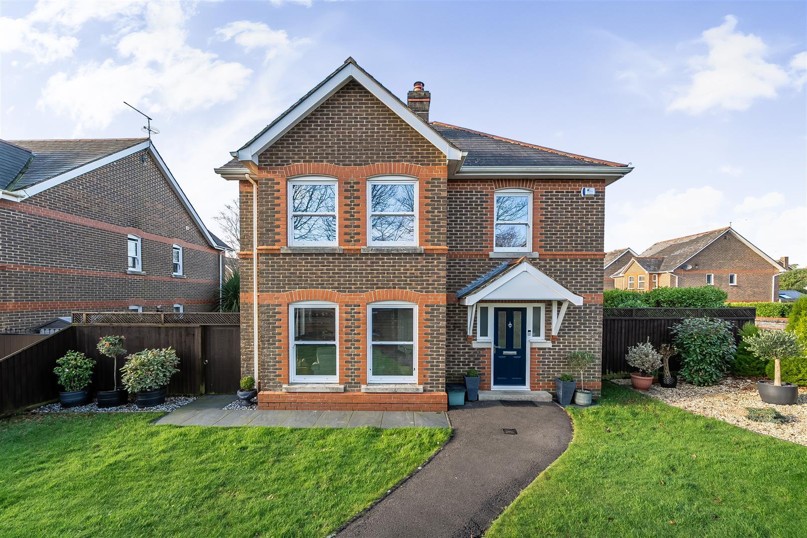 Property Image 7f6bf3c5-d9a5-4a7c-835e-d466301821a6
