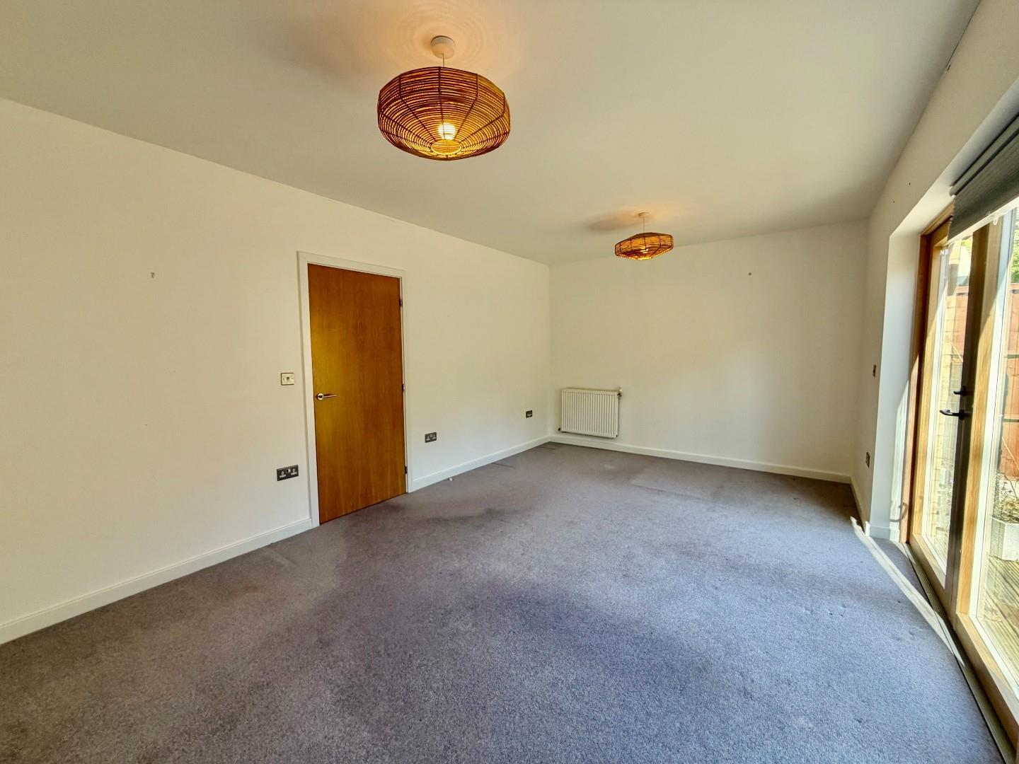 Property Image 7f6f13d9-d39f-4c9c-a257-753fe4ede335