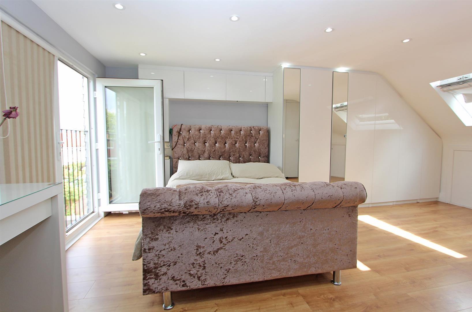 Property Image 7f801582-0502-4f79-9d00-3c3e6f0035d6