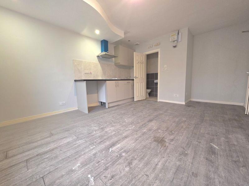 Property Image 7f891489-55d0-4a33-8ede-9c9cec48be66