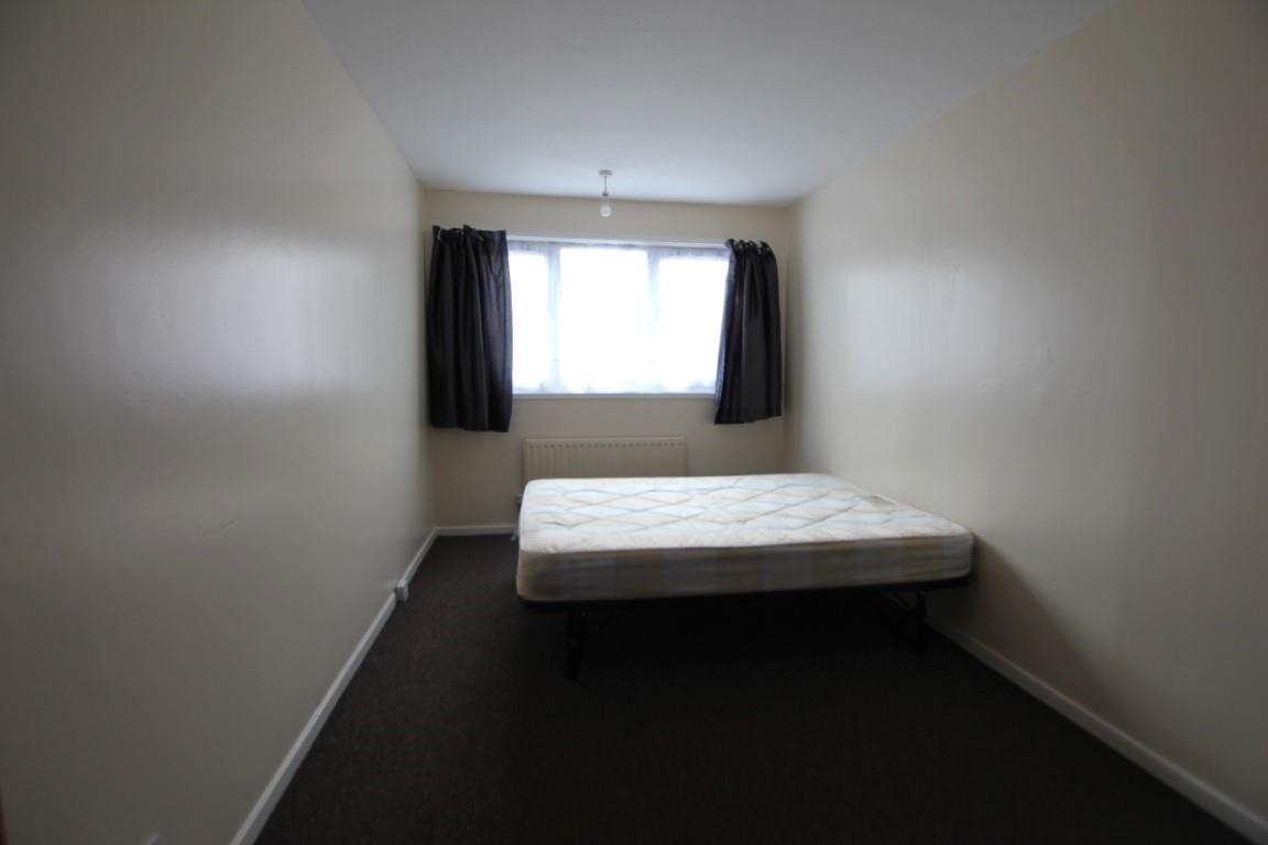 Property Image 7f8d3edb-9f10-45f2-9e03-6e39166ca2bf