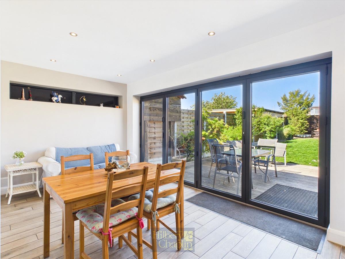 Property Image 7f8e08f5-bbdd-464e-9676-f879fe35cfb3