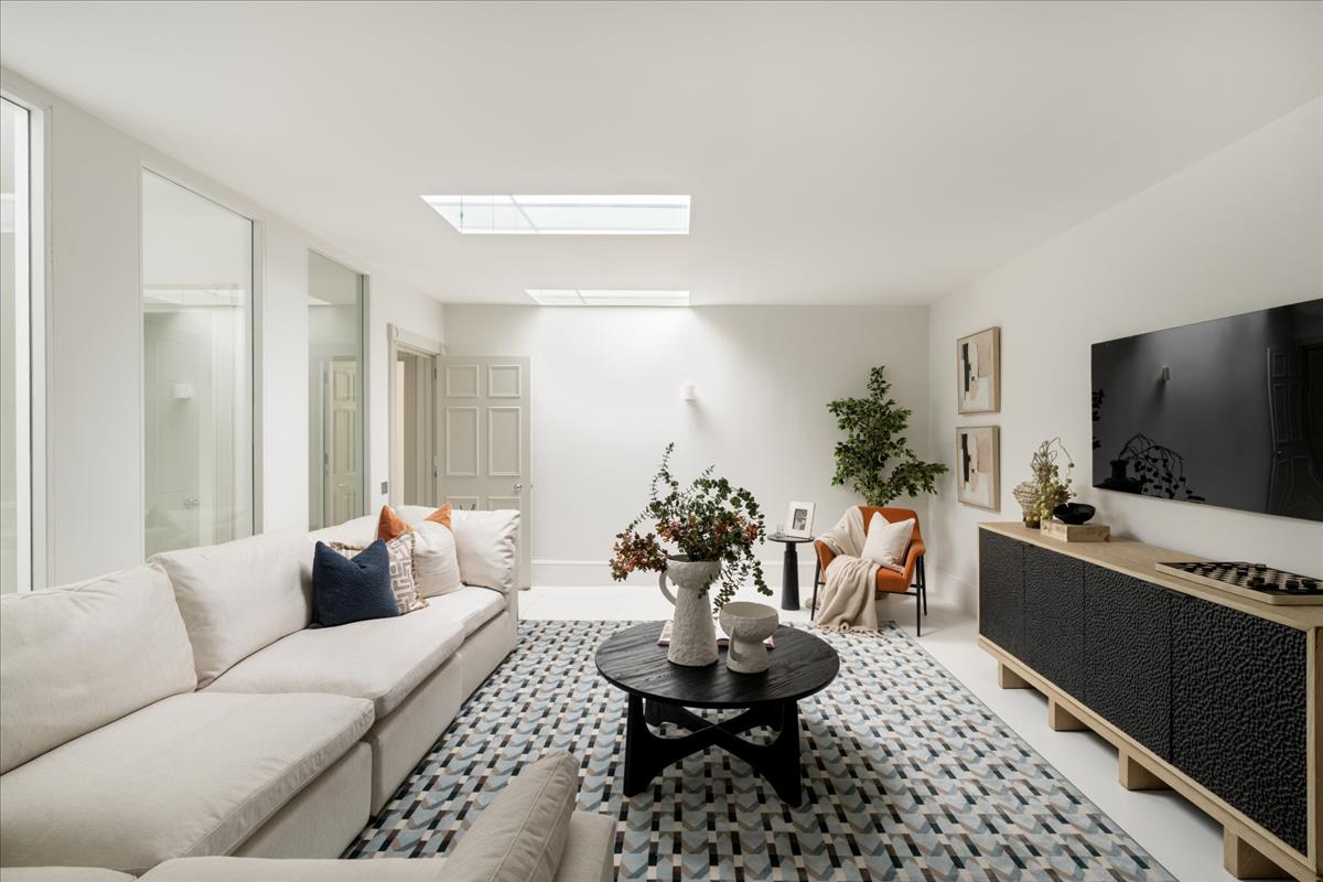 Property Image 7fa858f1-46be-4c98-9db3-44b6889ba502