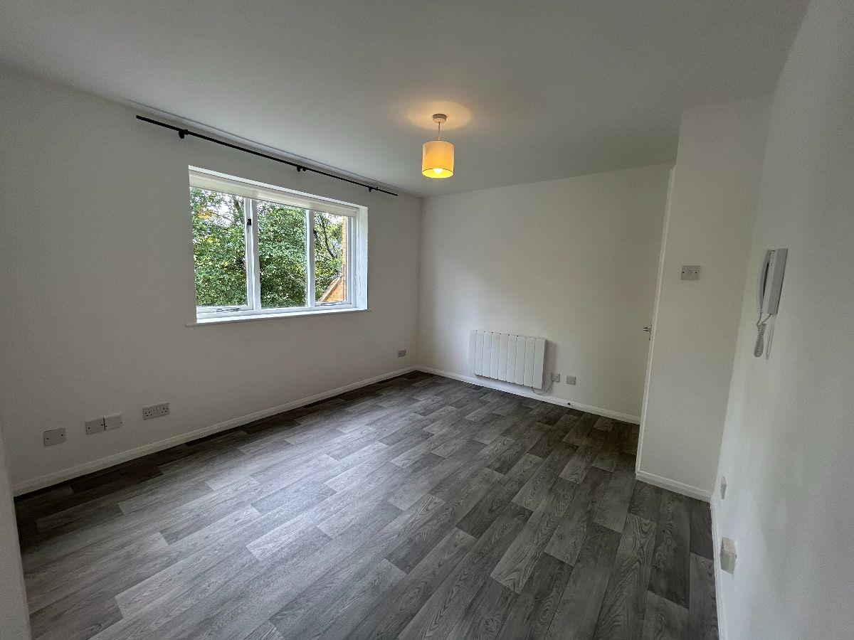 Property Image 7fa90aad-269f-402b-a527-9415f5f1c3df