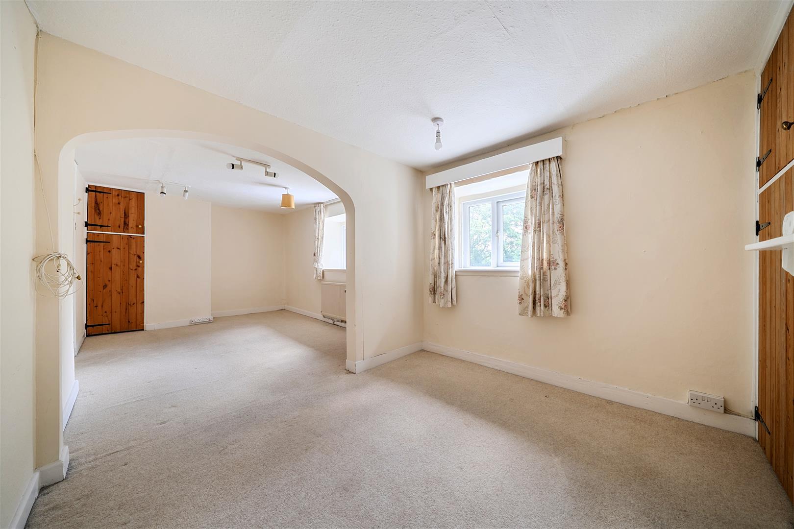 Property Image 7faf850f-4bb4-44c0-a74b-6918bd38bc48
