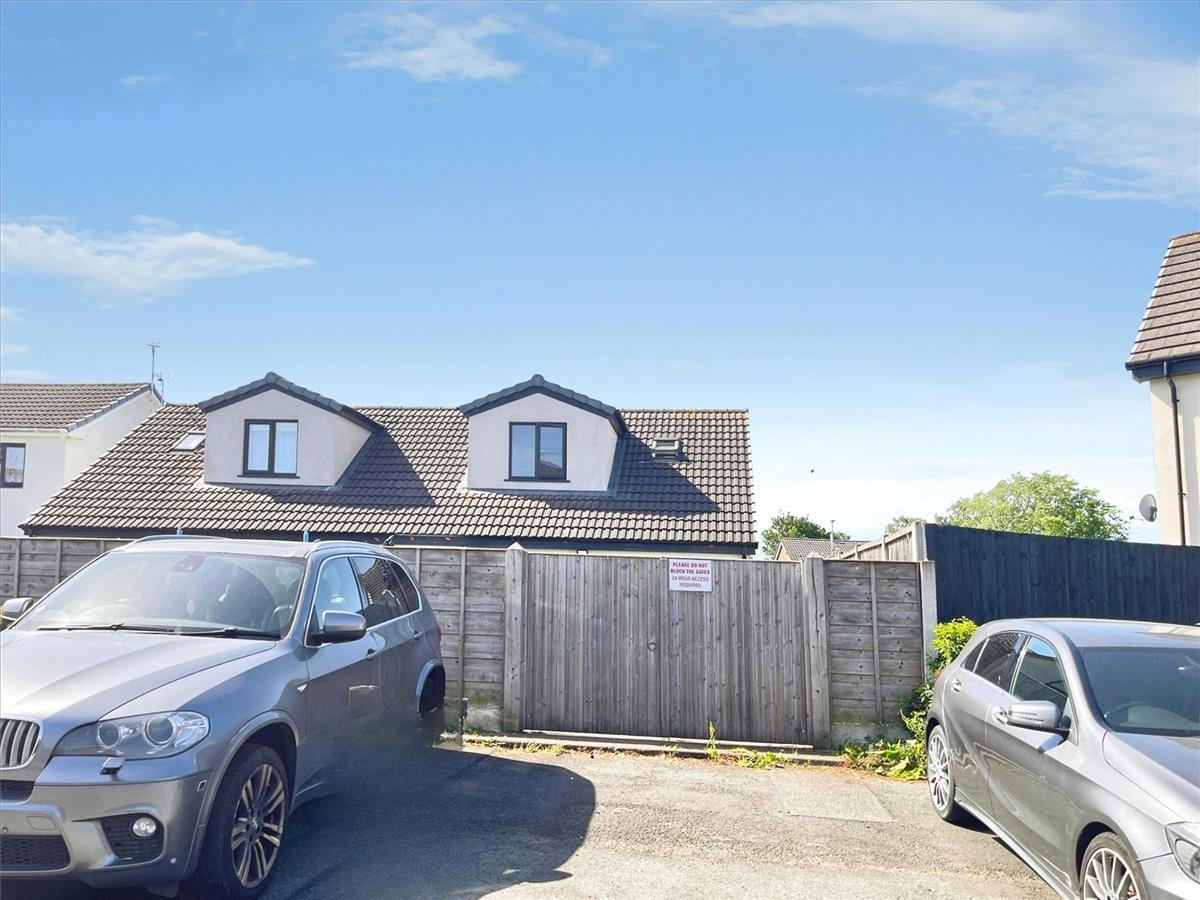 Property Image 7fb595e9-f0ba-42fc-a6a4-49d5d274f5a9