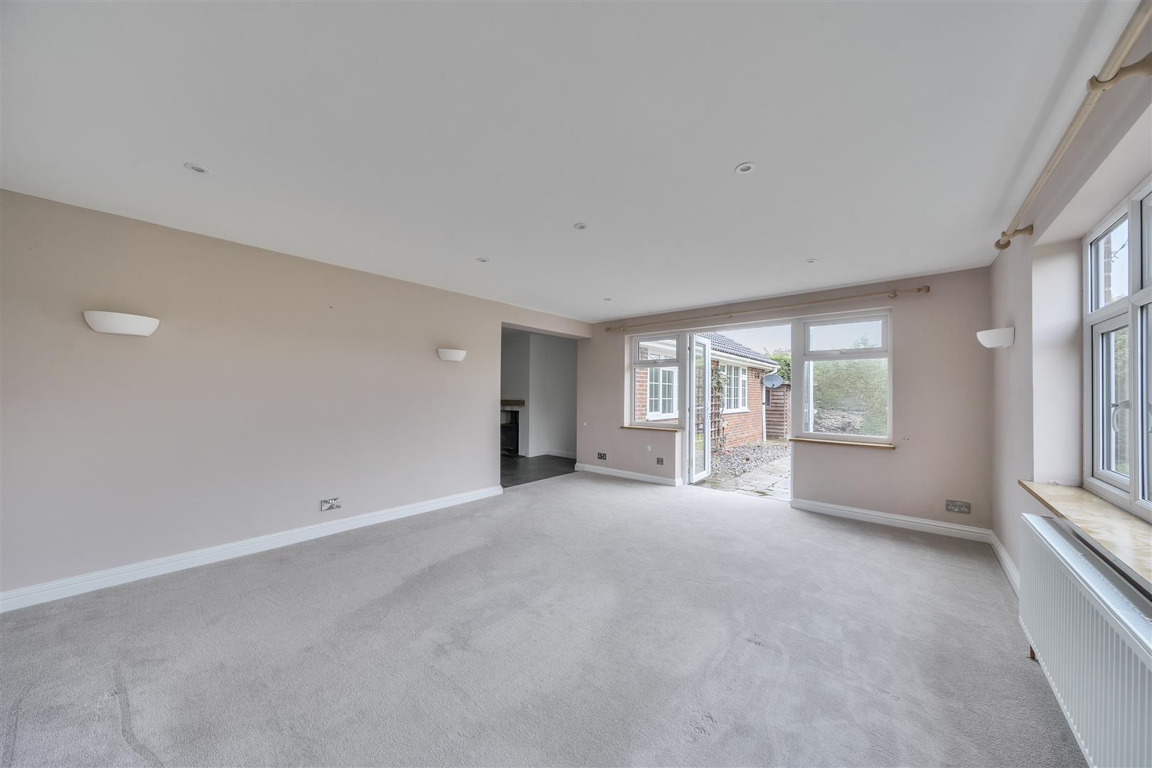 Property Image 7fb5cf4d-f4b6-4818-9ca3-2dacc54156f5