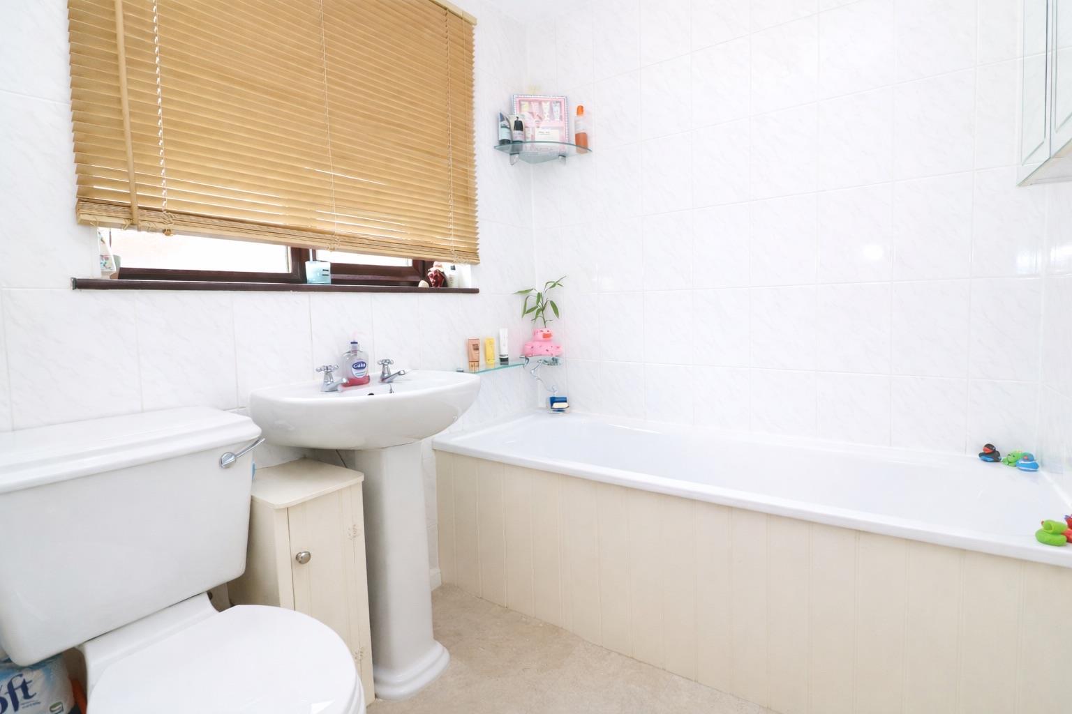 Property Image 7fc0b469-6b9f-47de-8e45-ecedd5efc886