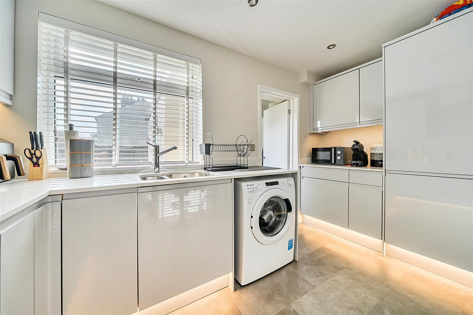Property Image 7fcbf934-b6d4-4e9a-8e7c-0205d411a76d