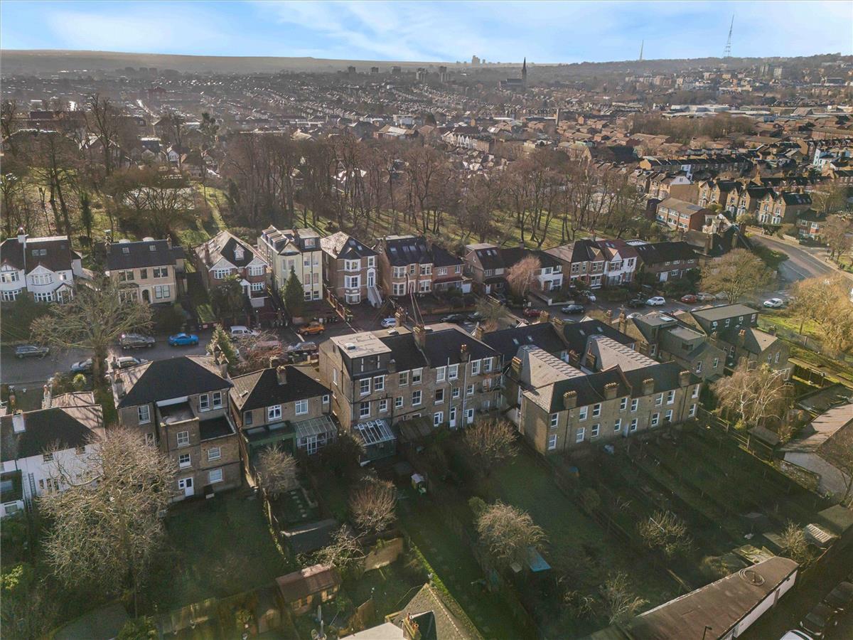 Property Image 7fd5059e-969a-47ab-a0cc-e6b0c14278c1