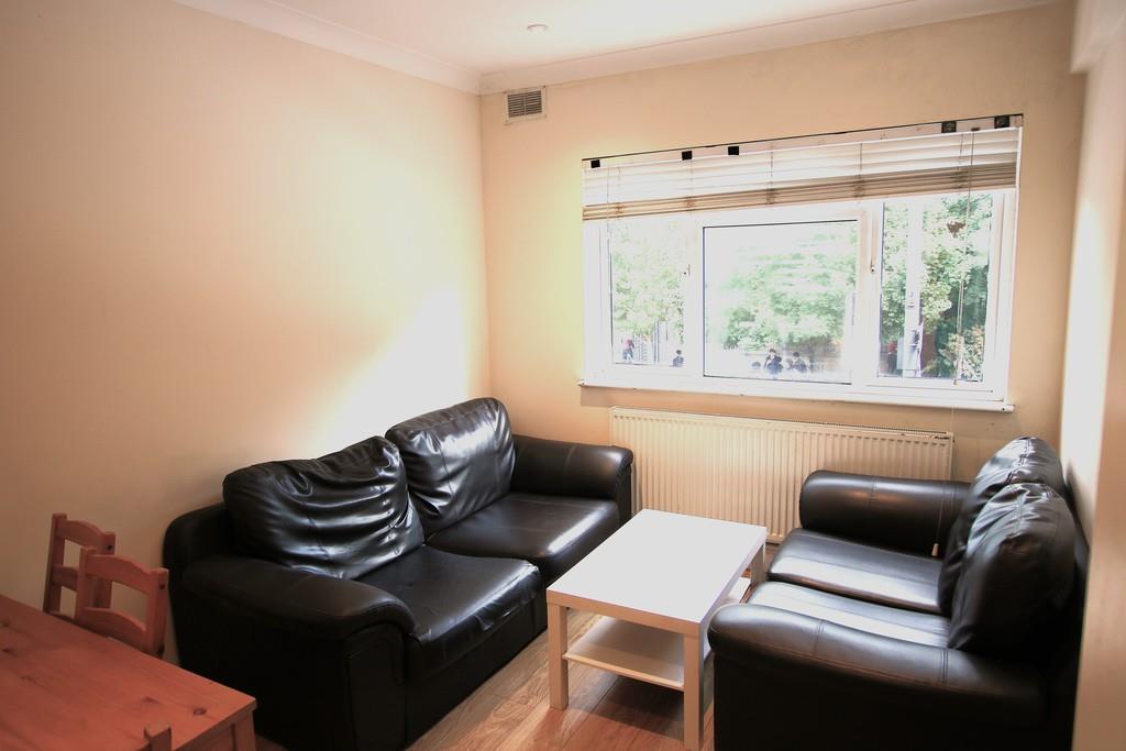 Property Image 7fd53fe4-1d47-4bdc-b9ca-9966980af0e6