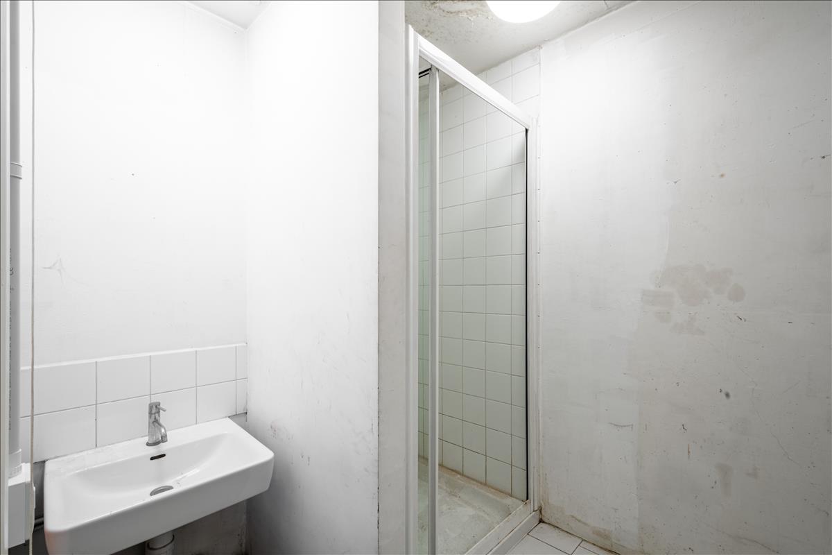 industrial unit to let in Clerkenwell
