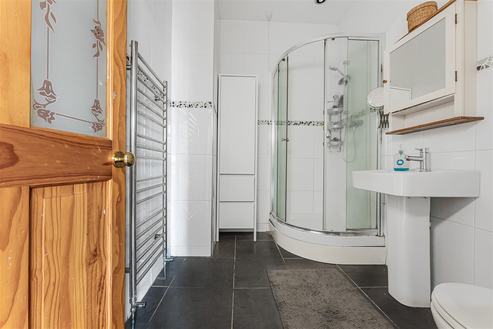 Property Image 7fd8546e-345a-4b54-a762-c3dca0787952