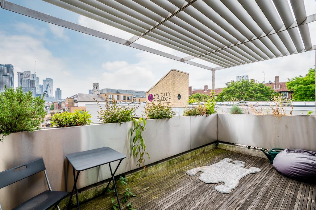 Modern bright architecturally designed house Shoreditch terrace balcony