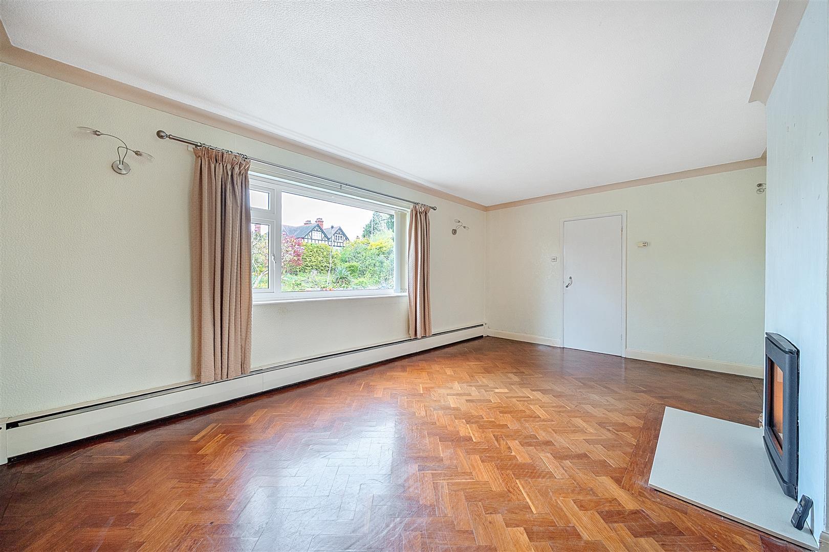 Property Image 7fe32370-86a2-493e-8ecc-57e8f2eea11e