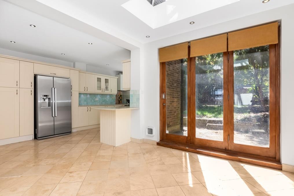 Property Image 7ff7759e-b14b-422e-80cc-3a6123ffcc9a