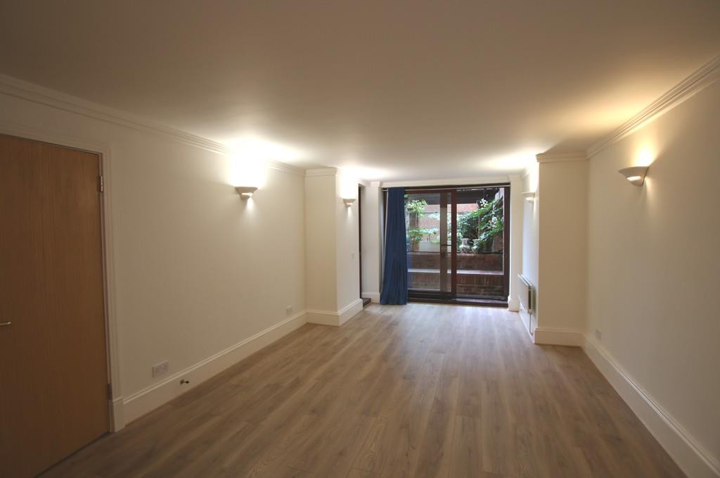 Property Image 7ffdfd9a-29bc-4d98-9e0f-f9d6ea99a912