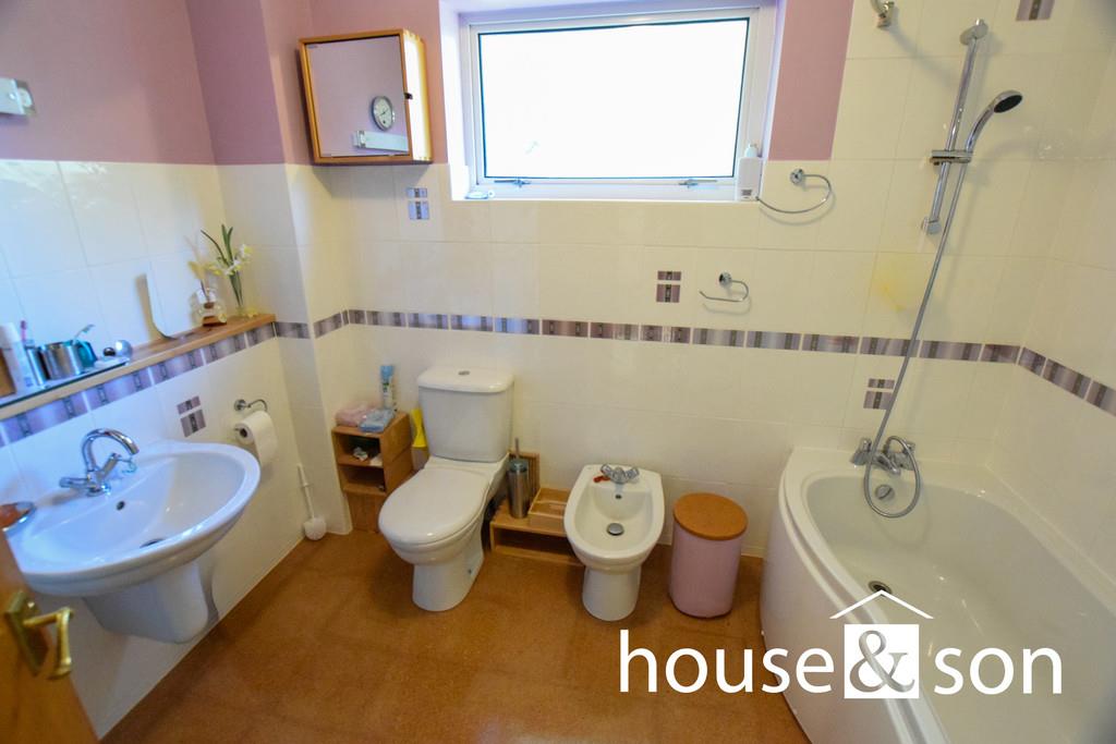 Property Image 8011805c-ca12-4390-b272-e744489ce769