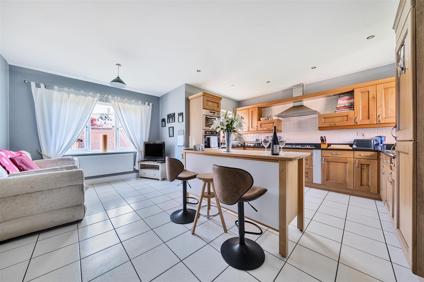 Property Image 8013d39f-2e6a-4b20-b403-3bacf83e841f
